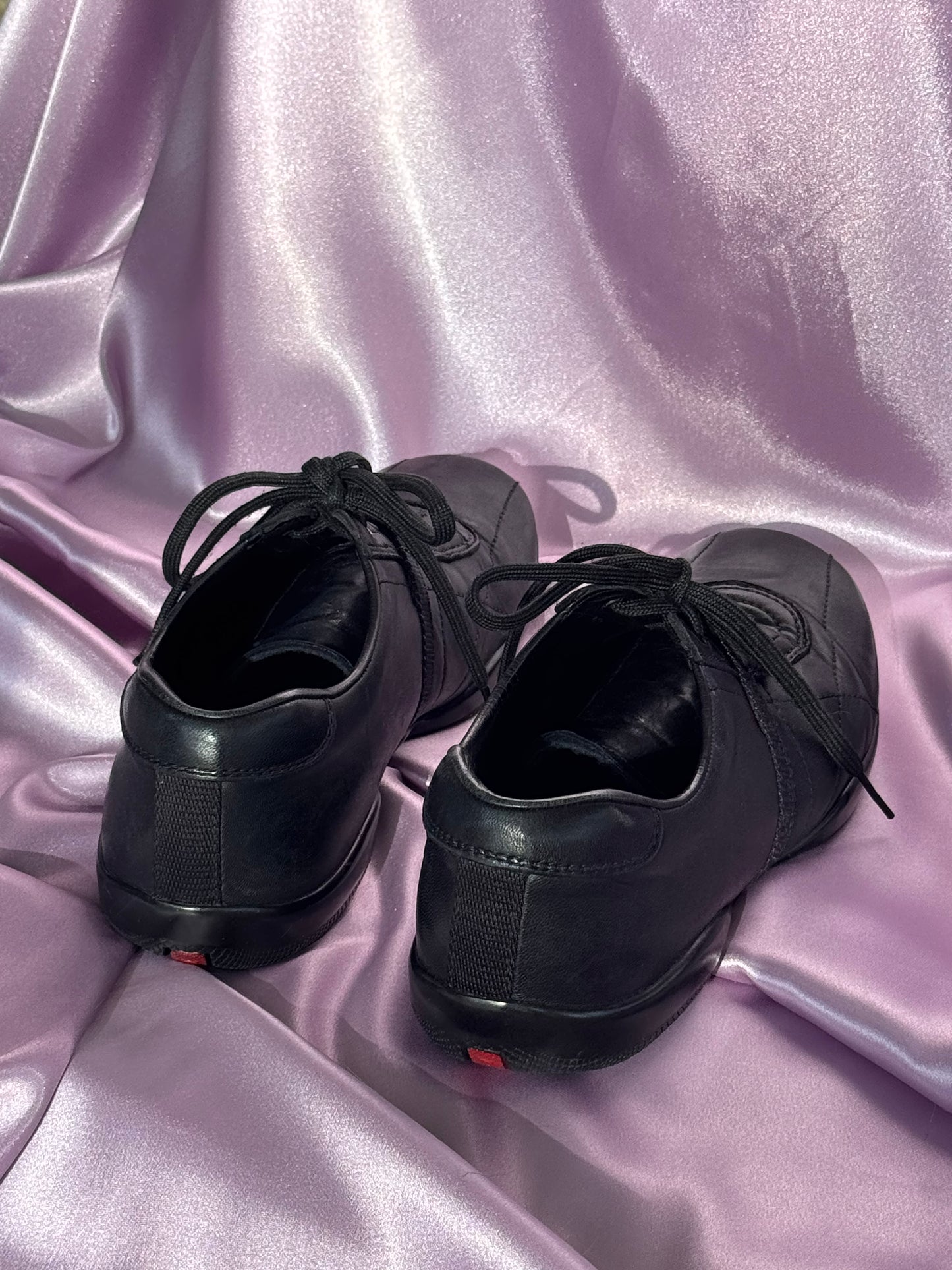 Prada sports leather lace ups us9